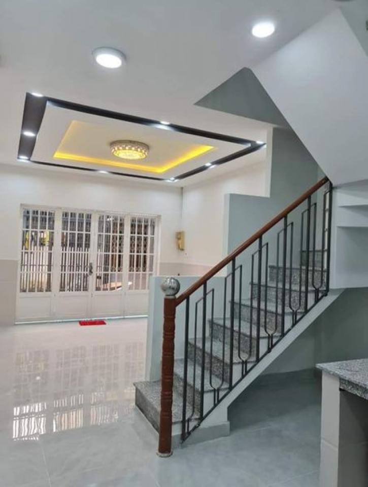 BÁN GẤP NHÀ 1TRỆT 1LẦU 80M2 SHR GIÁ 1050TRIỆU NGAY MT ĐƯỜNG 7M  -3