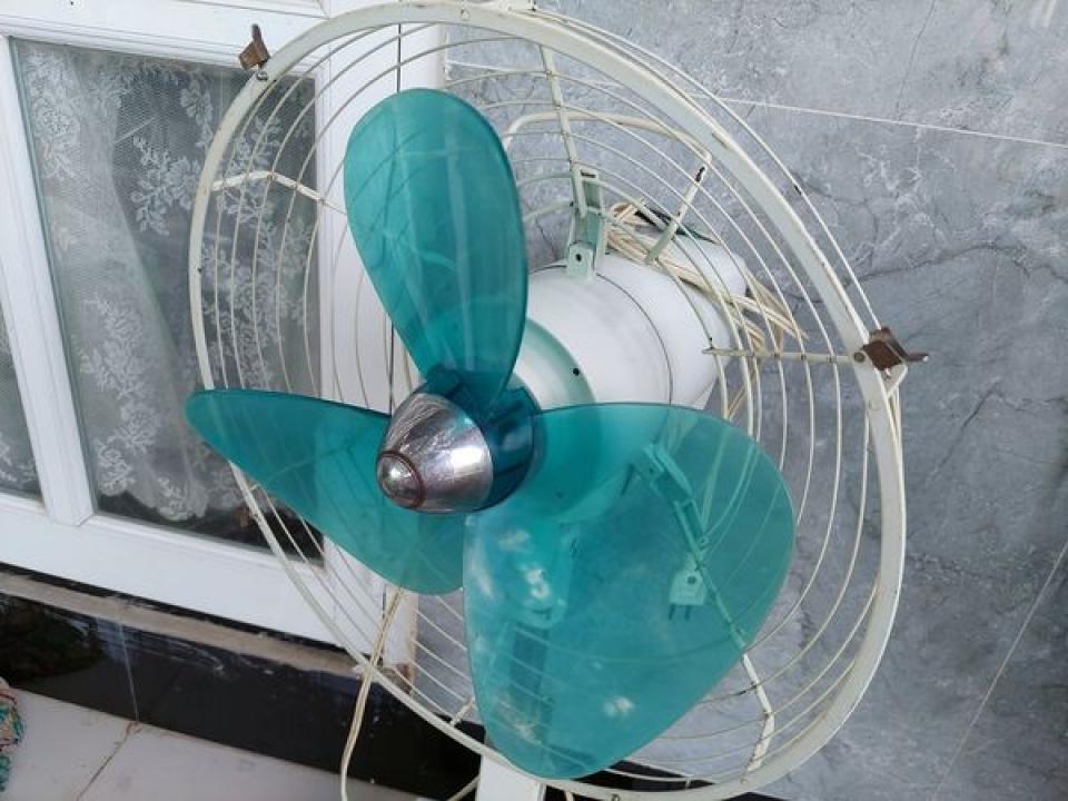 FUJI DENKI SILENT FAN HUYỀN THOẠI CÁNH NGƯỢC, CHÓP ĐẦU BOM, TEM ĐỒNG-3