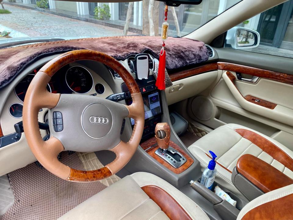 Bán ô tô Audi A4 mui xếp-5