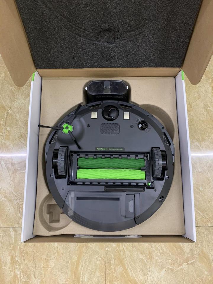 Robot hút bụi iRobot roomba i3 mới 100%